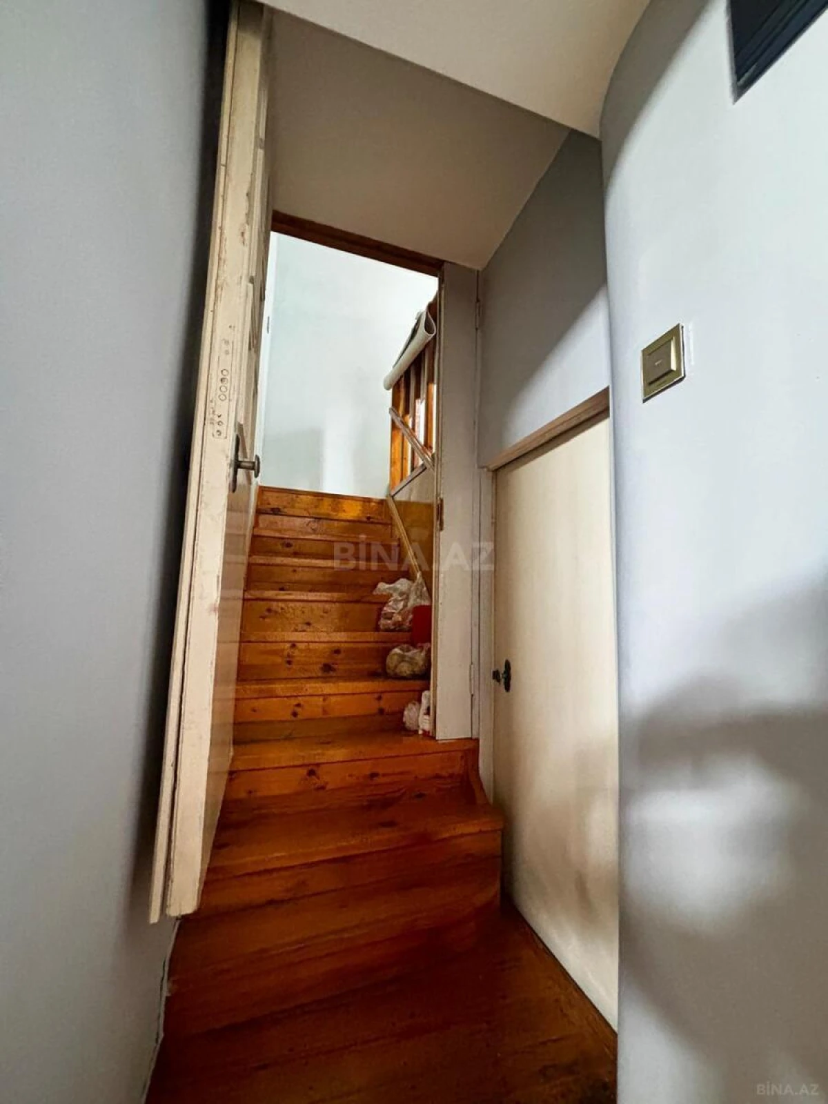 Satılır 5 otaqlı həyət evi 171.7 m²