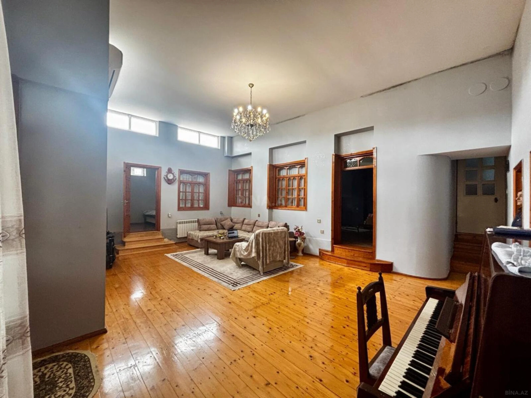 Satılır 5 otaqlı həyət evi 171.7 m²