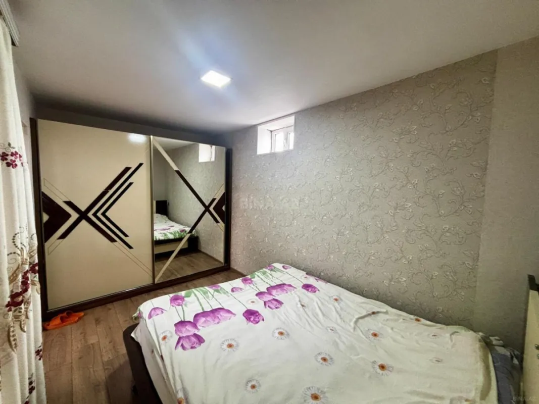 Satılır 5 otaqlı həyət evi 171.7 m²