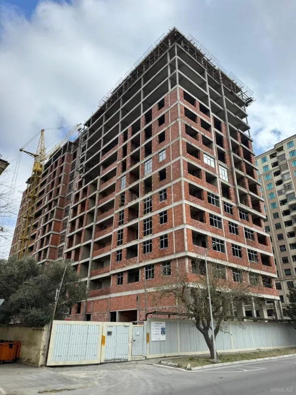 Satılır 1 otaqlı mənzil 68 m²