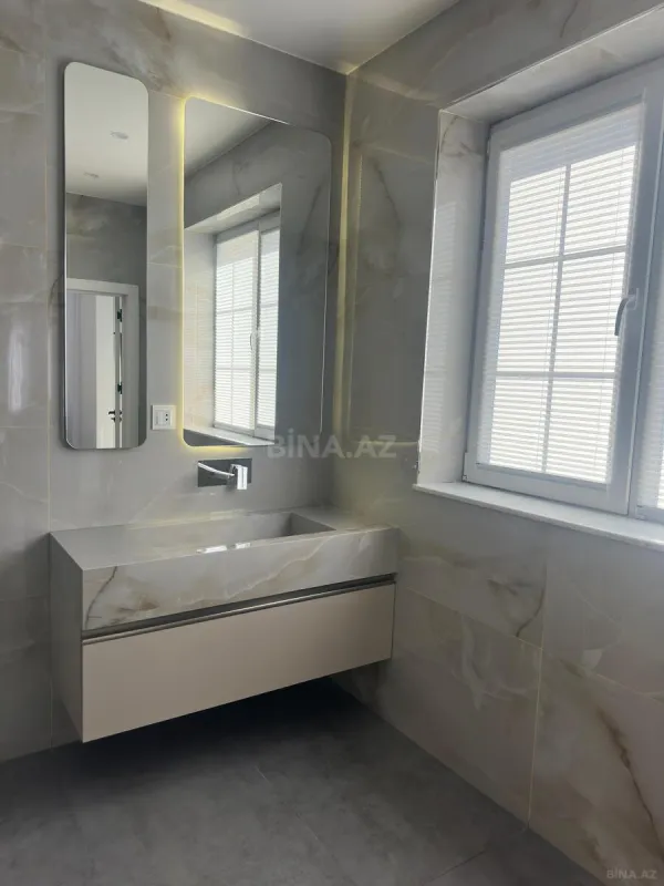 Kirayə verilir 5 otaqlı həyət evi 200 m²