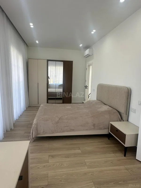 Kirayə verilir 5 otaqlı həyət evi 200 m²