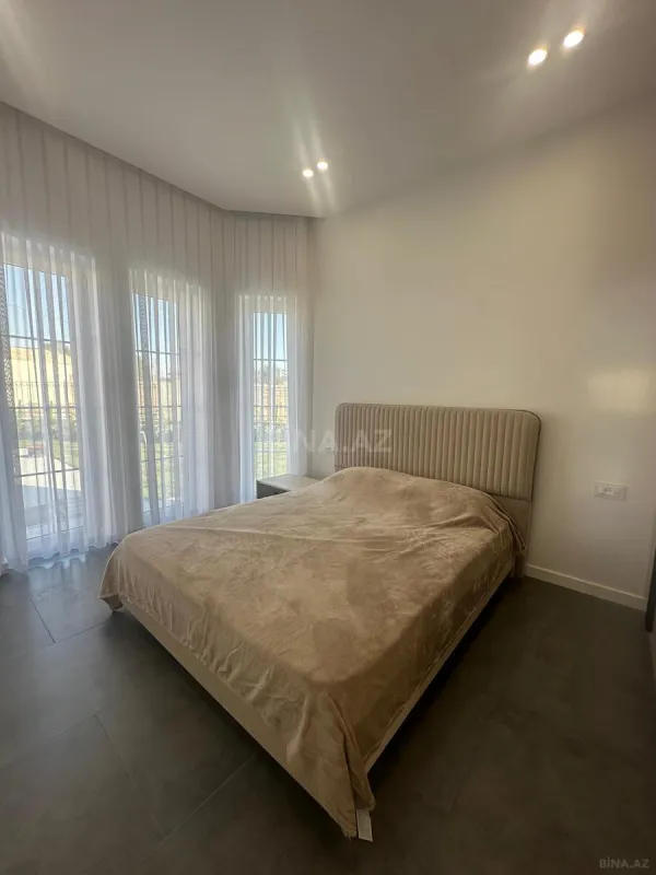 Kirayə verilir 5 otaqlı həyət evi 200 m²
