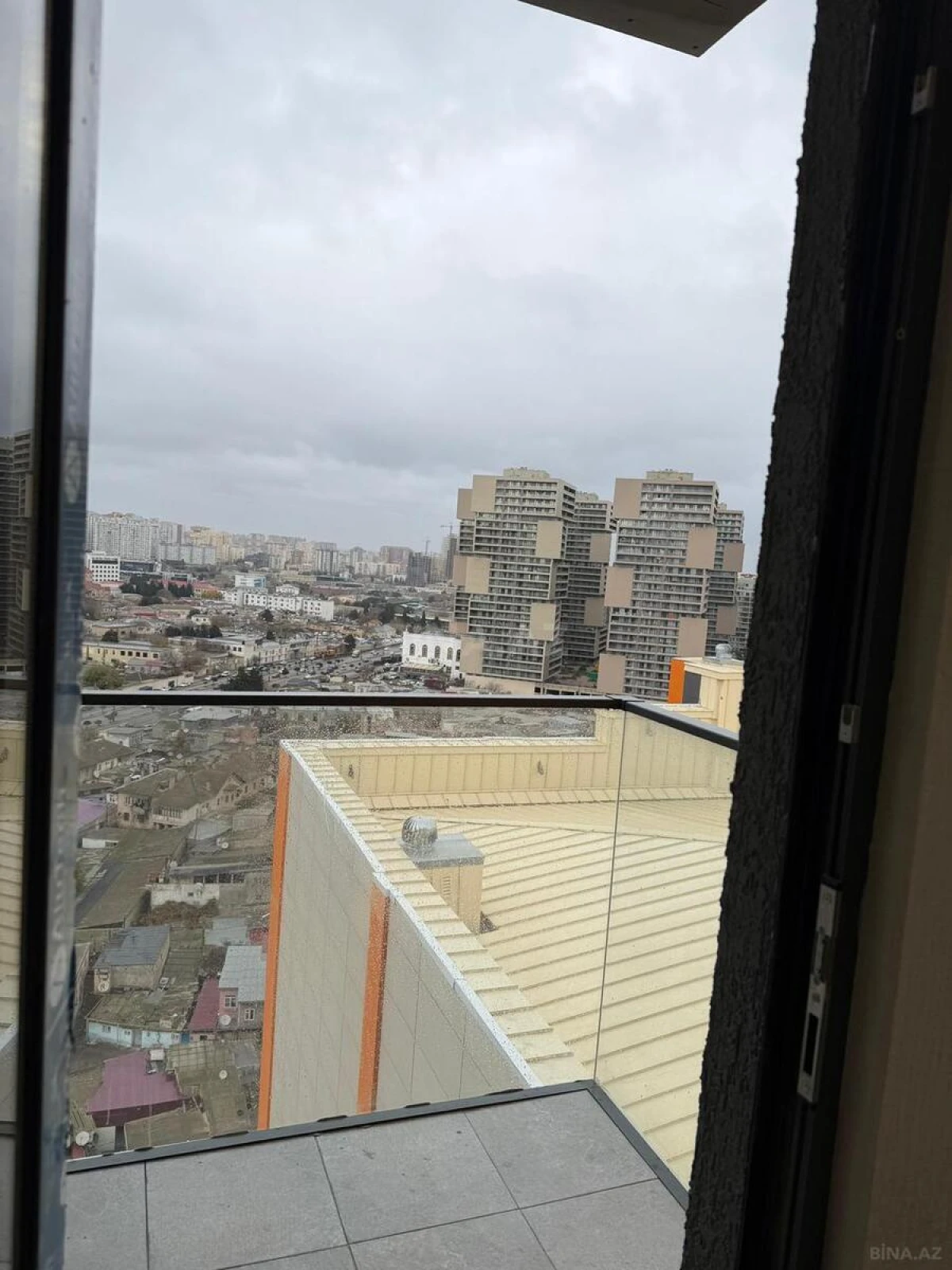 Kirayə verilir 3 otaqlı mənzil 80 m²