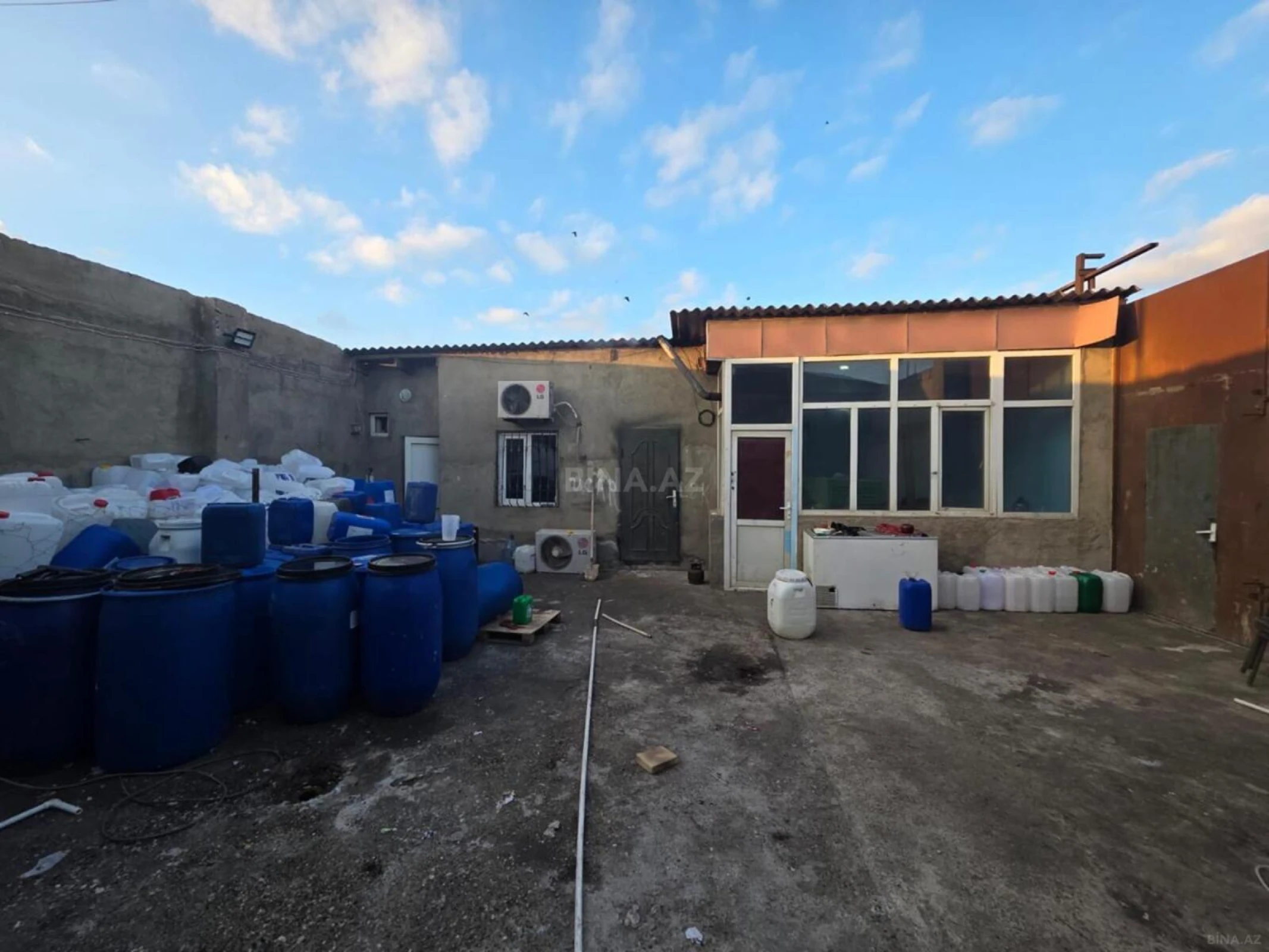 Kirayə verilir obyekt 400 m²