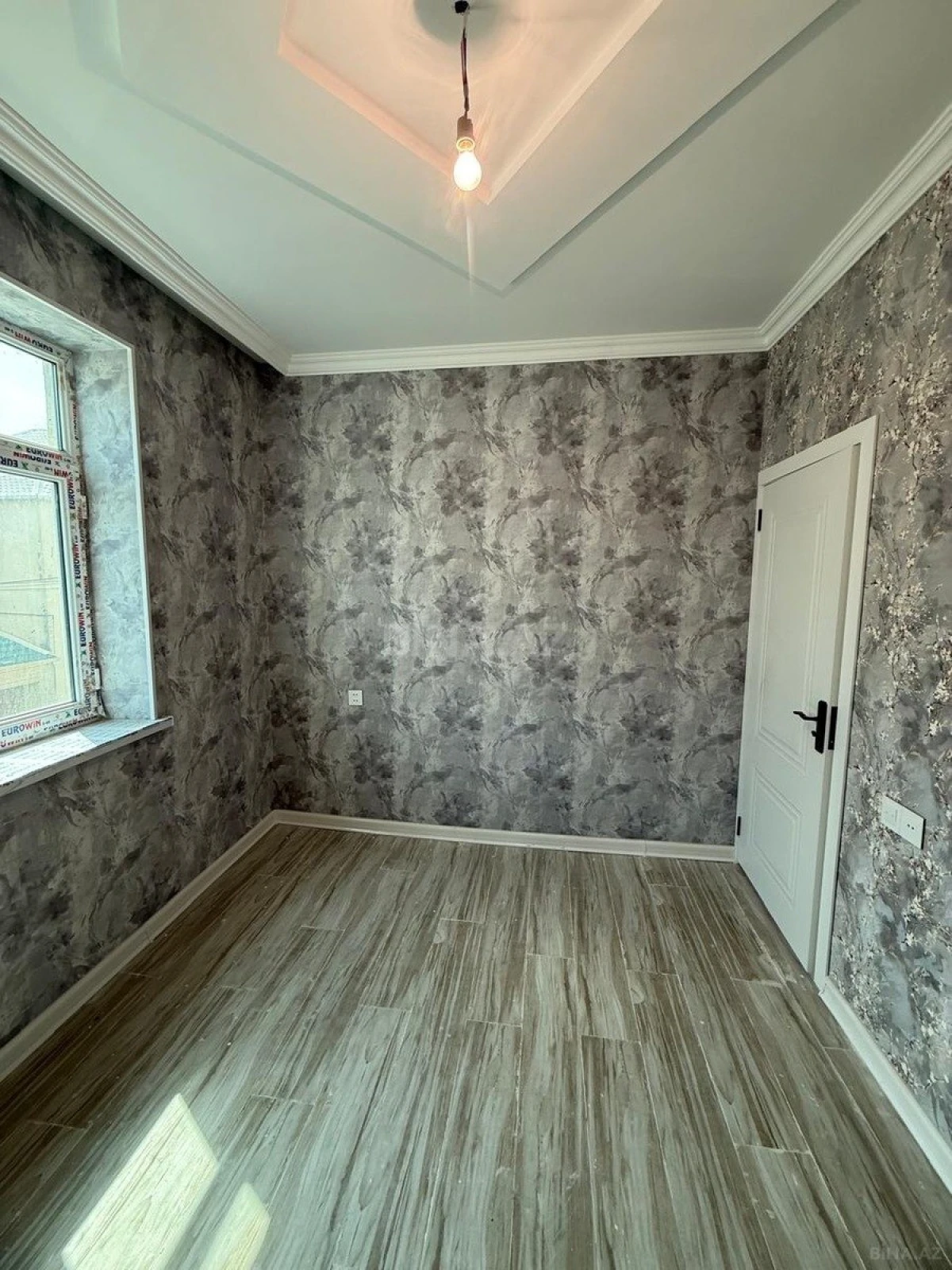 Satılır 3 otaqlı mənzil 65 m²