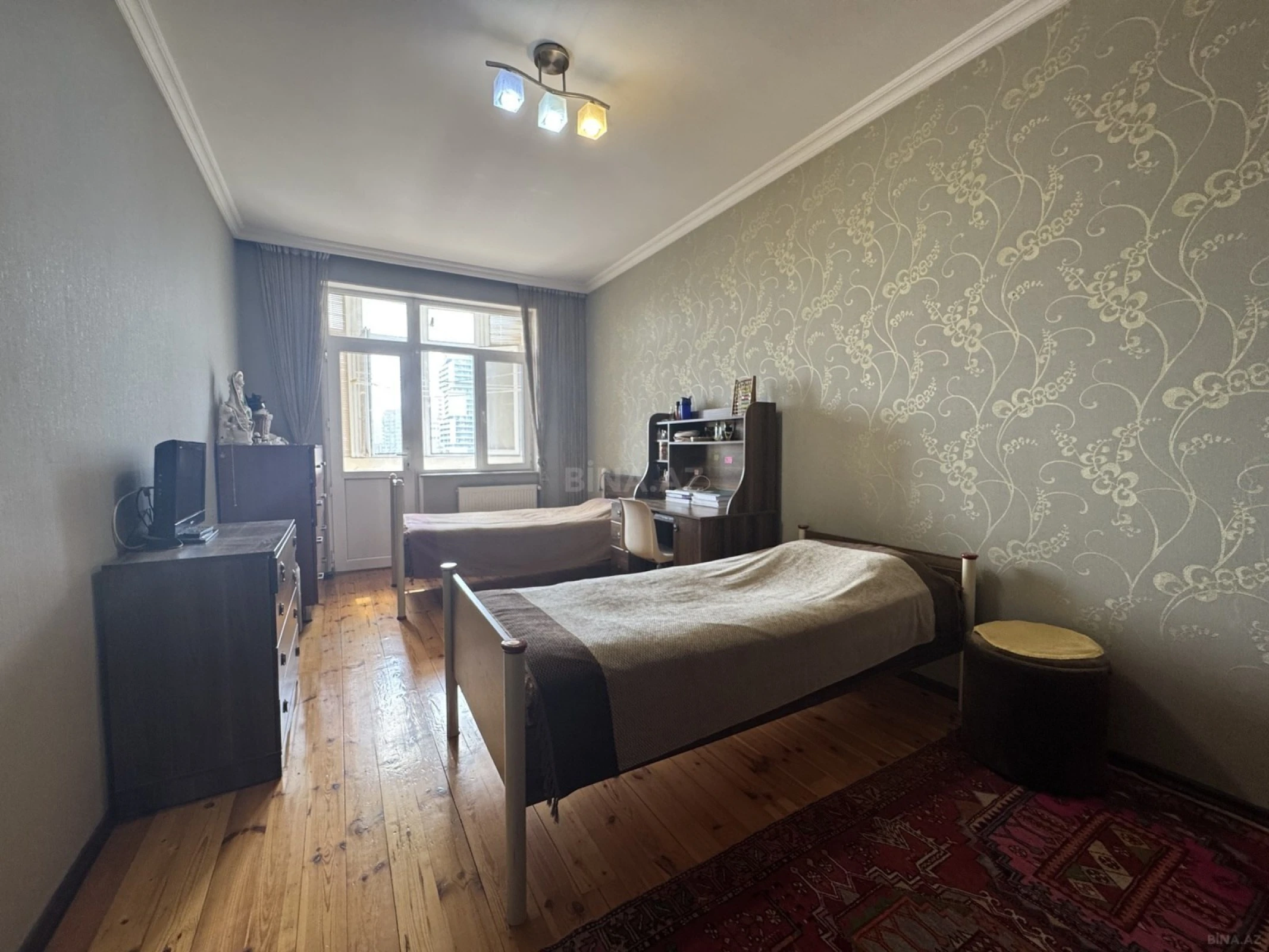 Satılır 3 otaqlı mənzil 92 m²