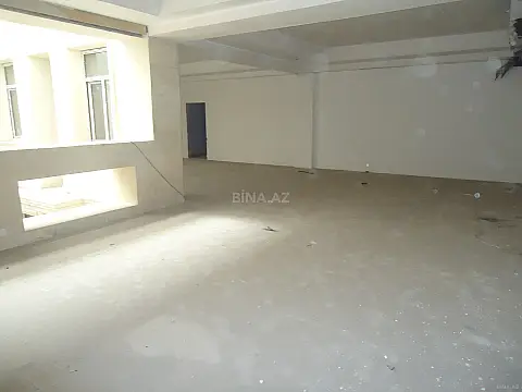 Kirayə verilir obyekt 136 m²