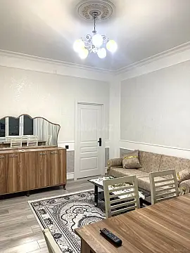 Kirayə verilir 3 otaqlı mənzil 80 m²