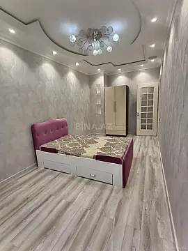 Kirayə verilir 4 otaqlı mənzil 150 m²
