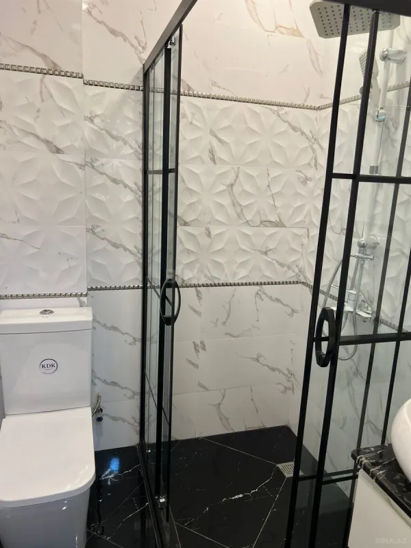 Kirayə verilir 2 otaqlı mənzil 65 m²