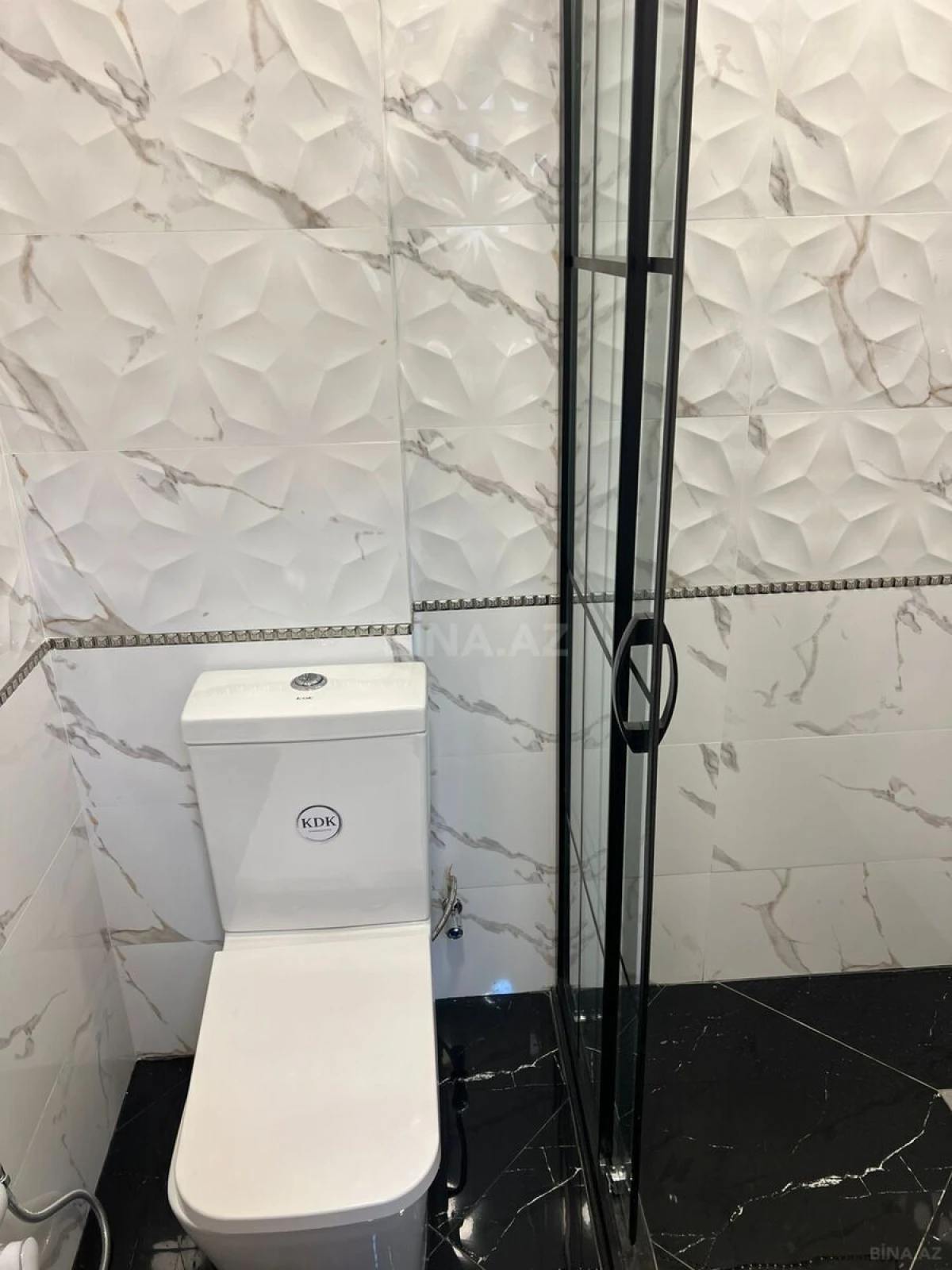 Kirayə verilir 2 otaqlı mənzil 65 m²