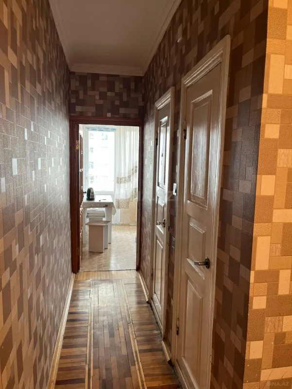 Satılır 2 otaqlı mənzil 74 m²
