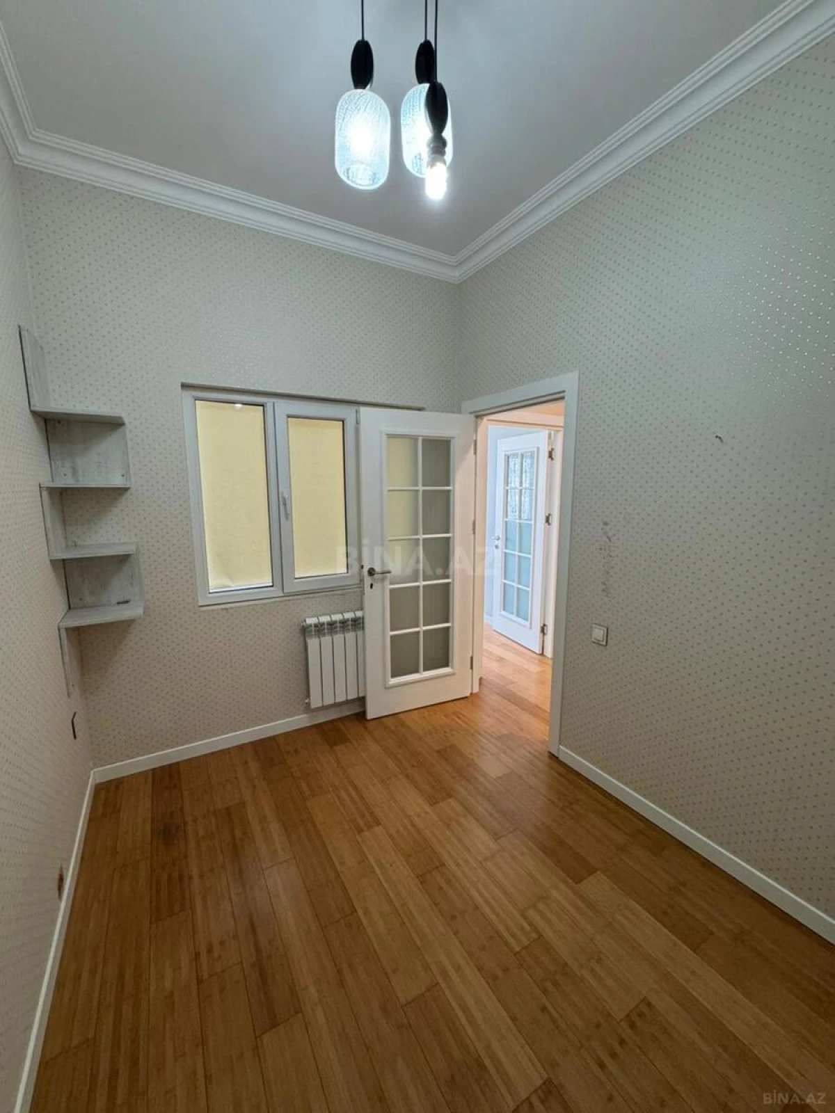 Kirayə verilir 2 otaqlı mənzil 70 m²