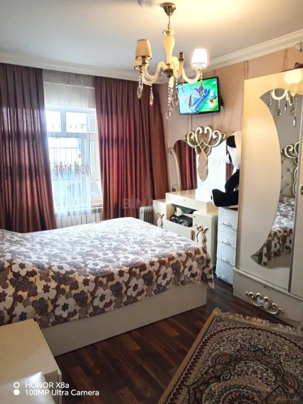Satılır 2 otaqlı mənzil 60 m²