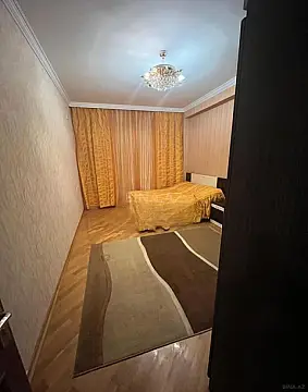 Satılır 2 otaqlı mənzil 92 m²