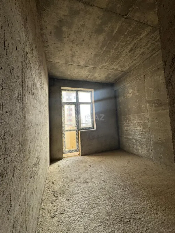 Satılır 3 otaqlı mənzil 77 m²