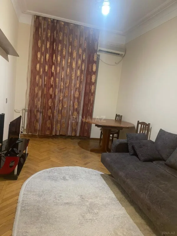 Kirayə verilir 2 otaqlı mənzil 45 m²