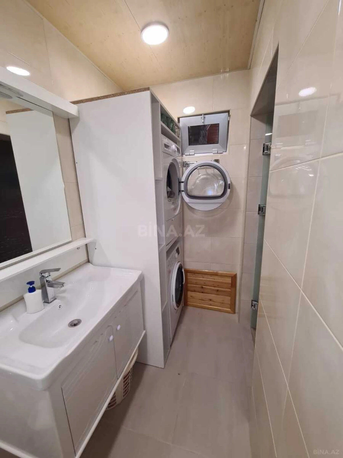 Satılır 4 otaqlı həyət evi 140 m²