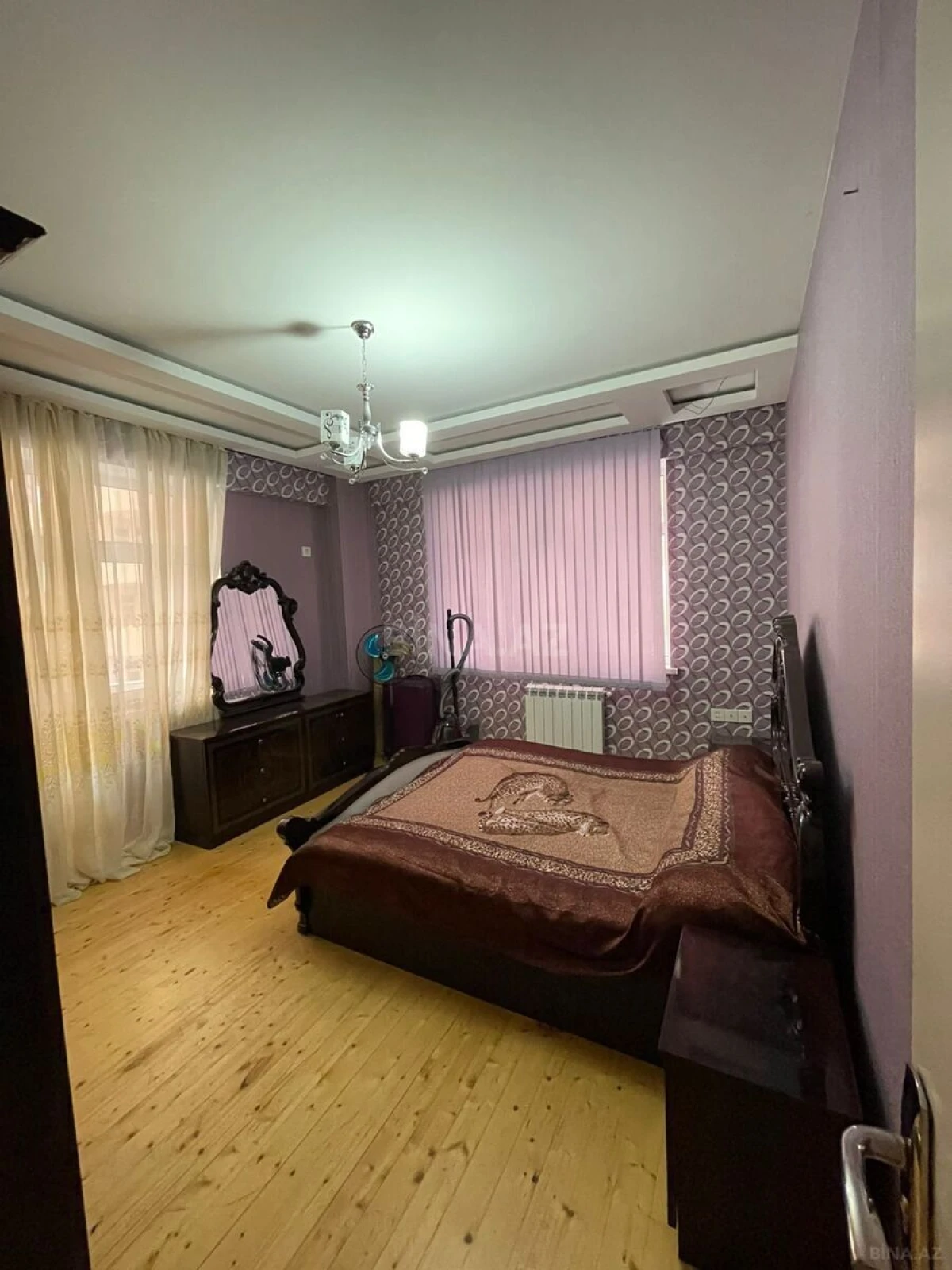 Satılır 3 otaqlı mənzil 120 m²