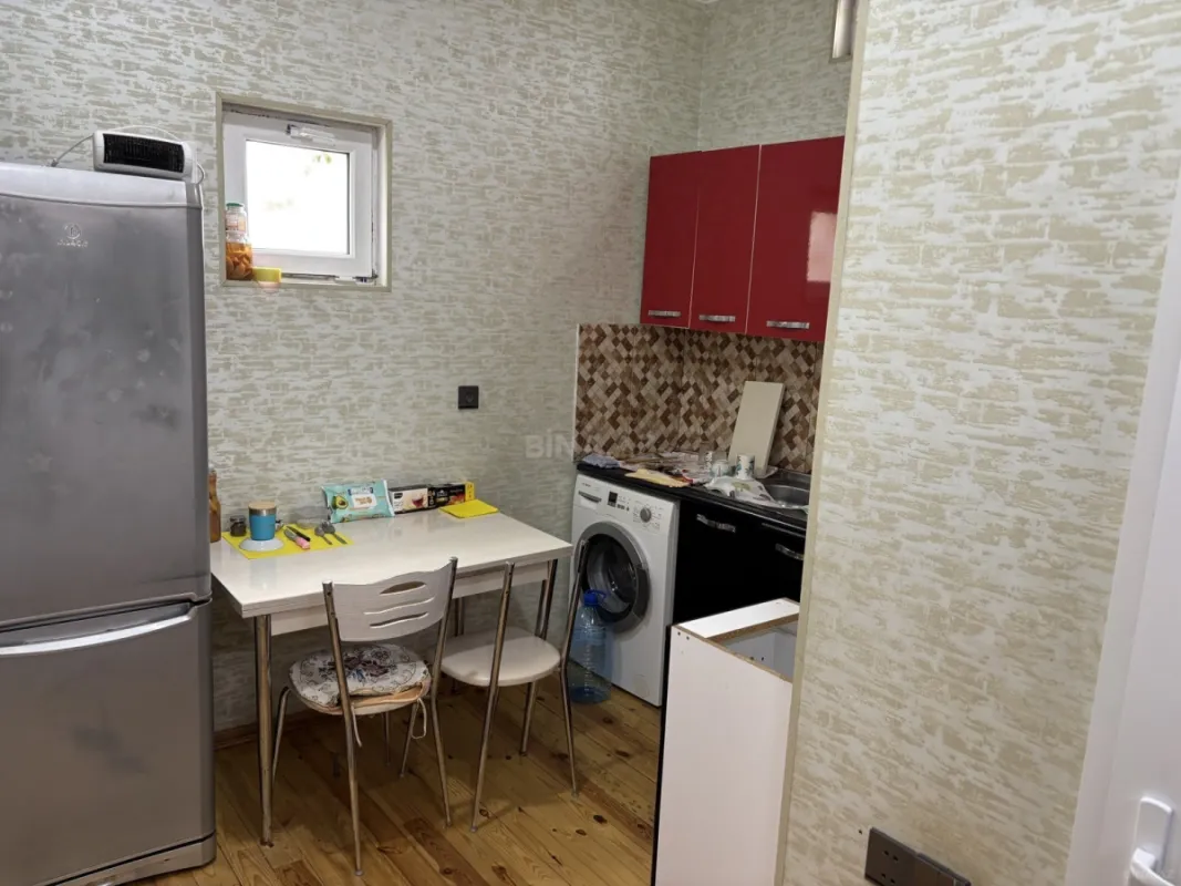 Kirayə verilir 2 otaqlı həyət evi 60 m²