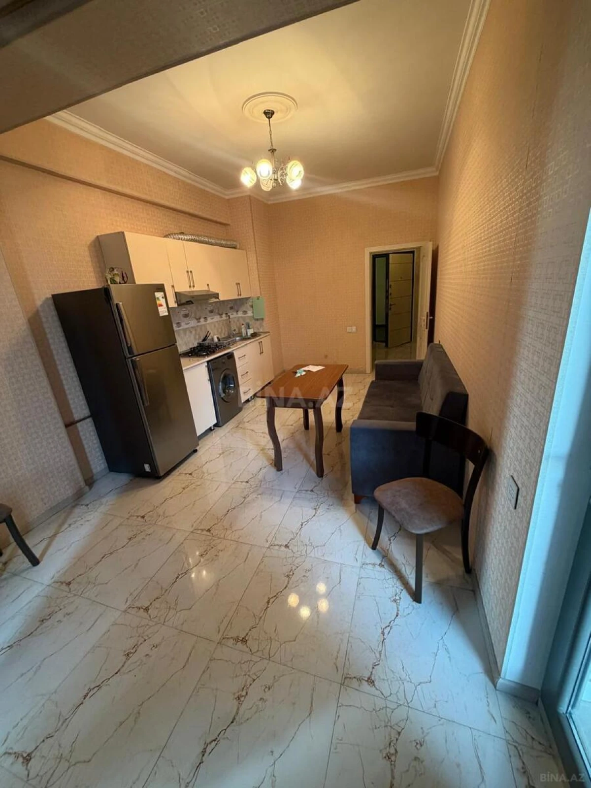 Kirayə verilir 2 otaqlı mənzil 60 m²