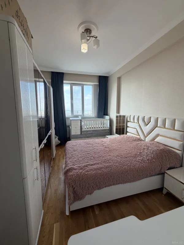 Satılır 2 otaqlı mənzil 65 m²