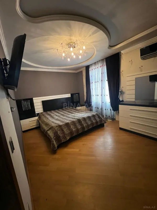 Satılır 3 otaqlı mənzil 110 m²