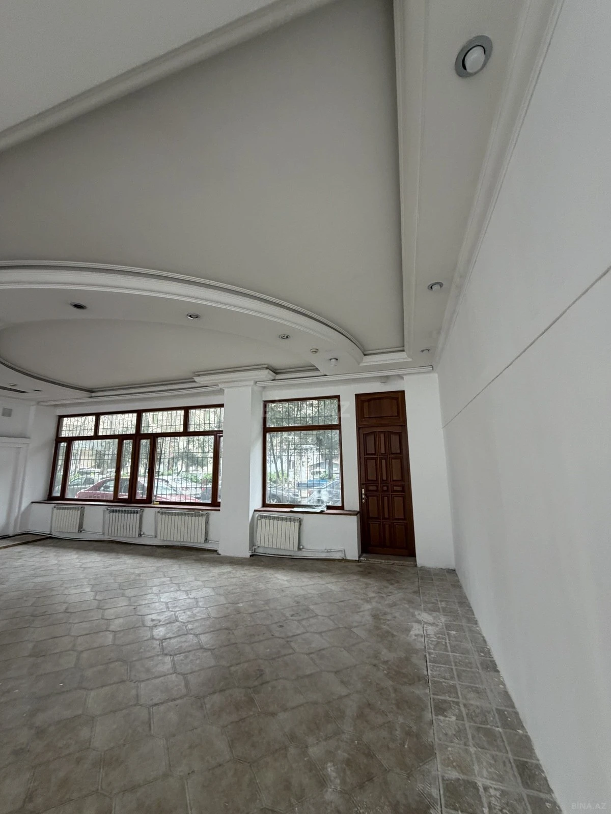 Kirayə verilir obyekt 190 m²