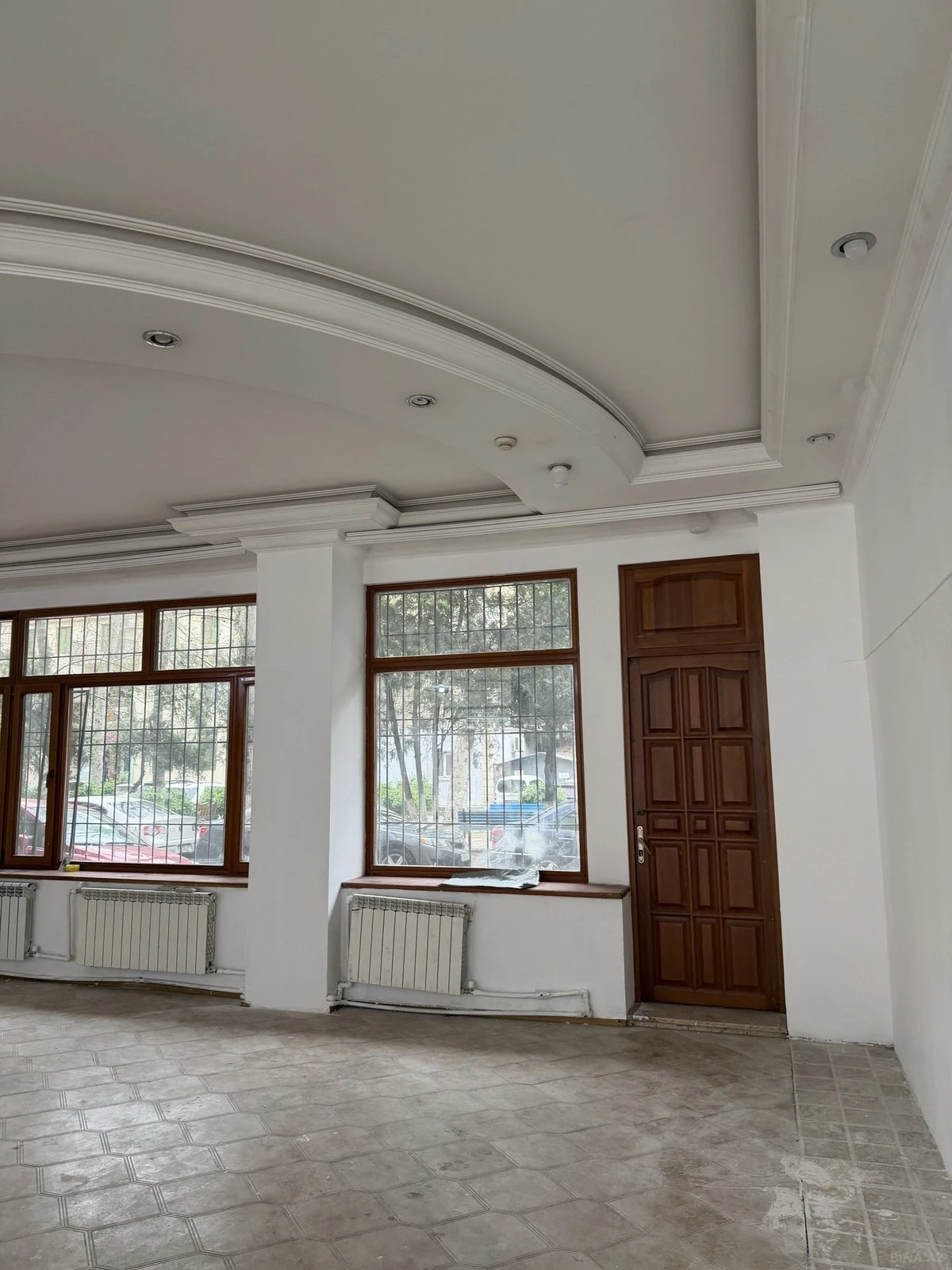 Kirayə verilir obyekt 190 m²