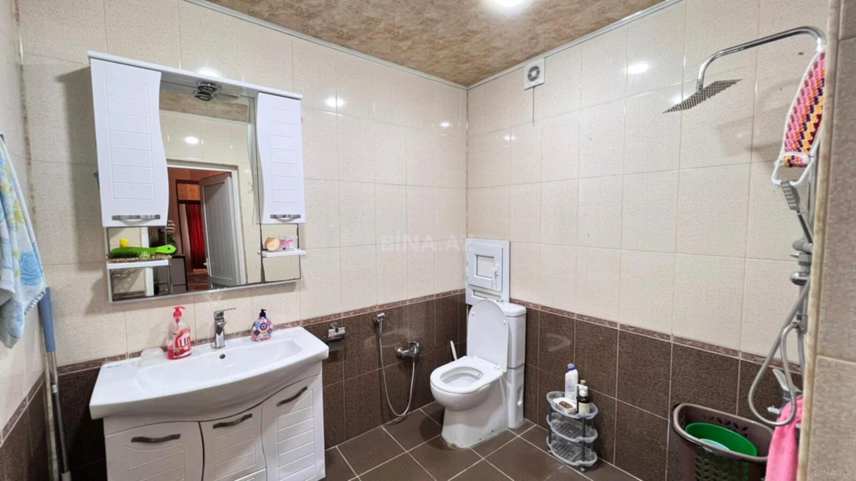 Satılır 2 otaqlı mənzil 91 m²