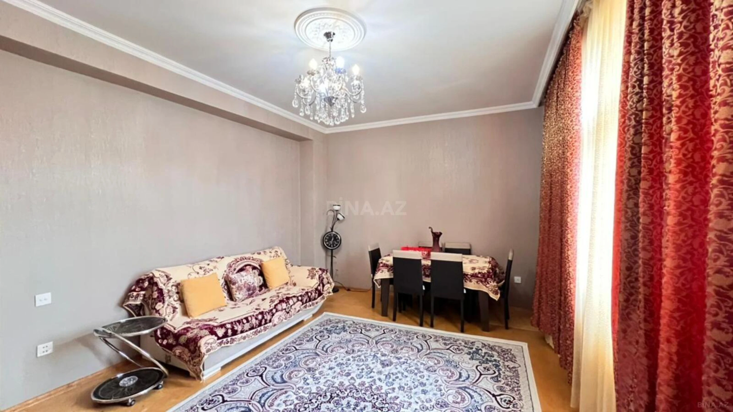 Satılır 2 otaqlı mənzil 91 m²
