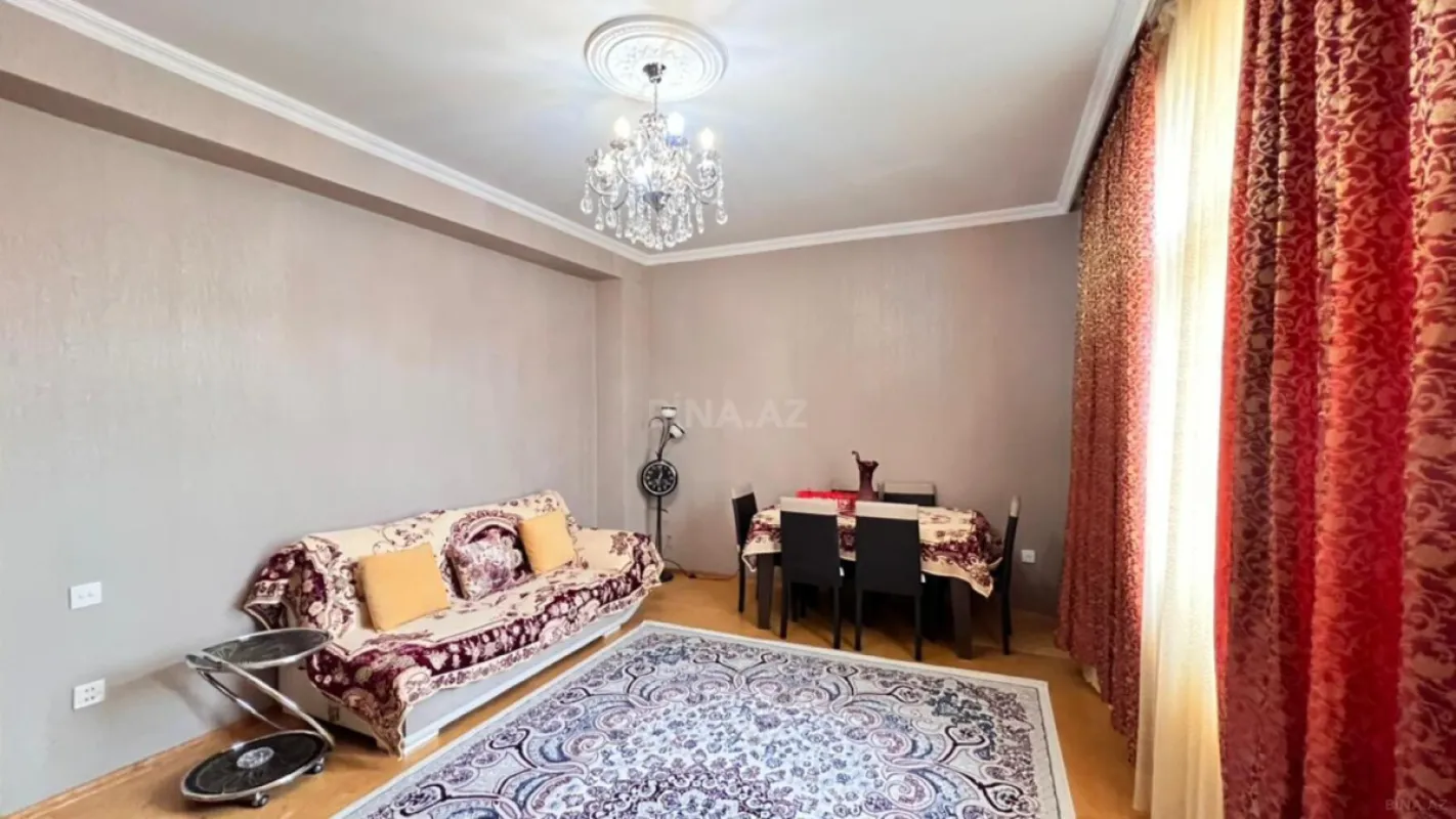 Satılır 2 otaqlı mənzil 91 m²