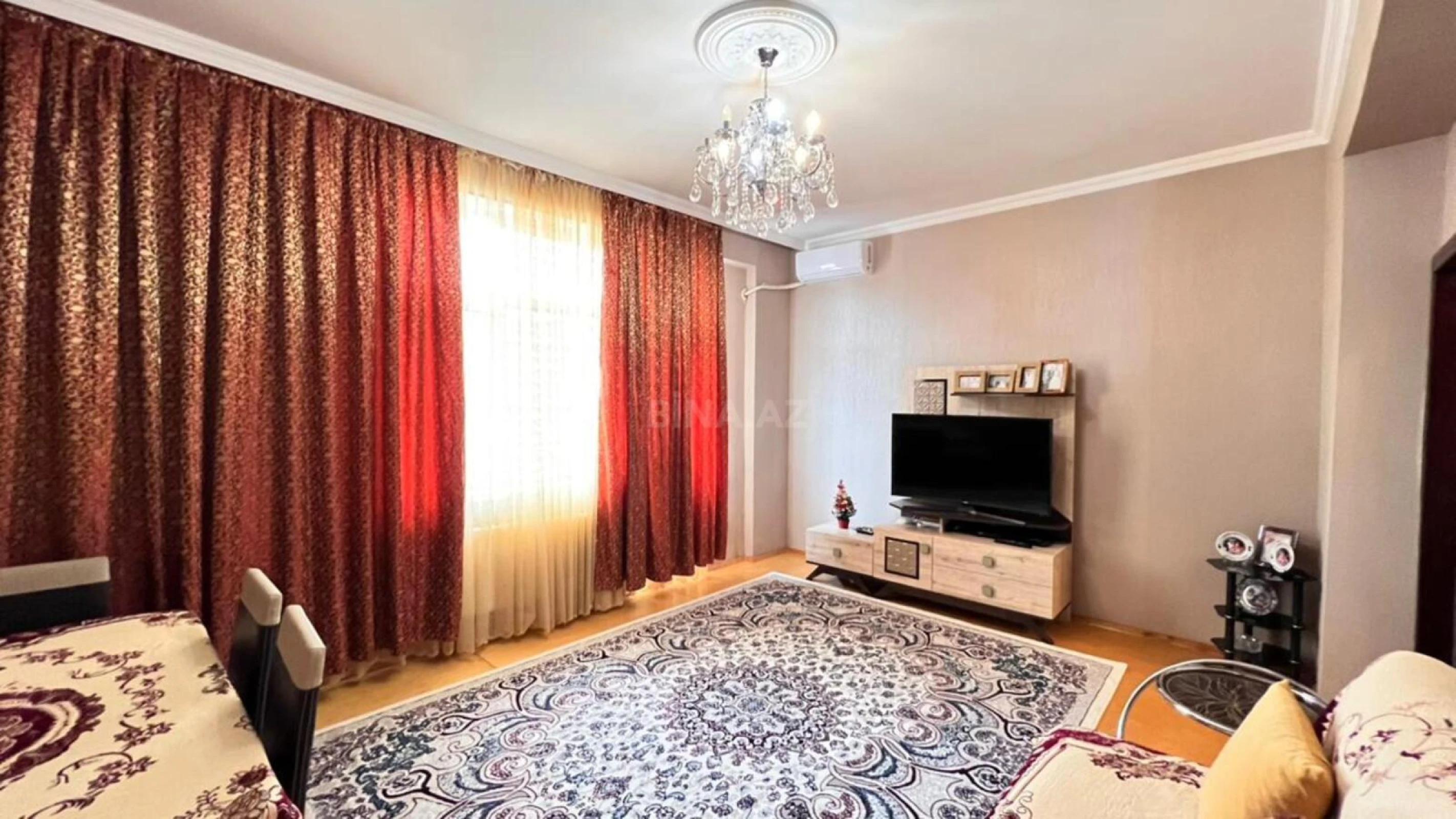 Satılır 2 otaqlı mənzil 91 m²