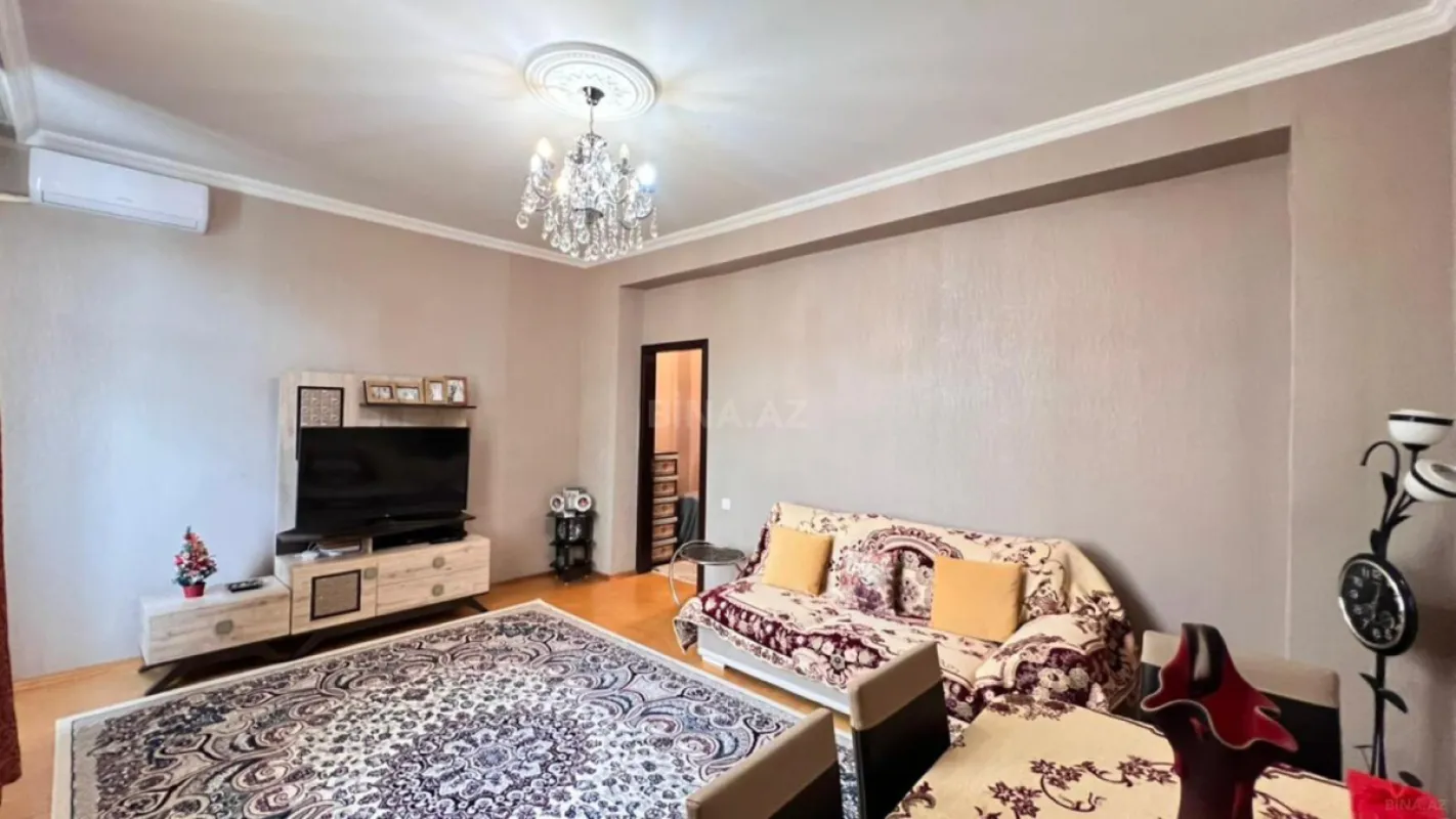 Satılır 2 otaqlı mənzil 91 m²