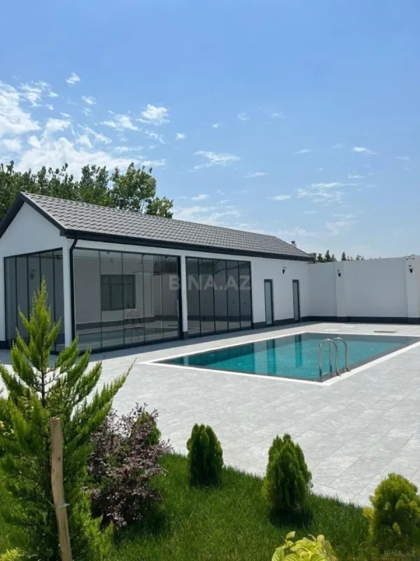 Satılır 5 otaqlı həyət evi 260 m²