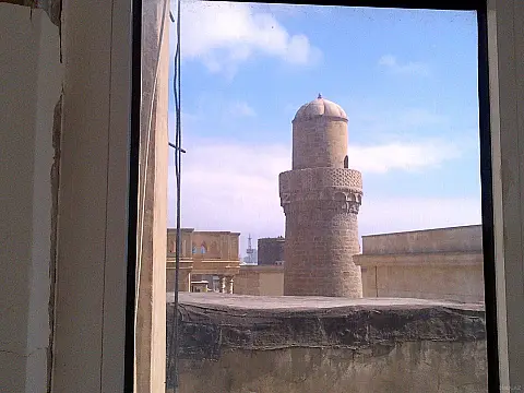 Satılır 2 otaqlı mənzil 74 m²