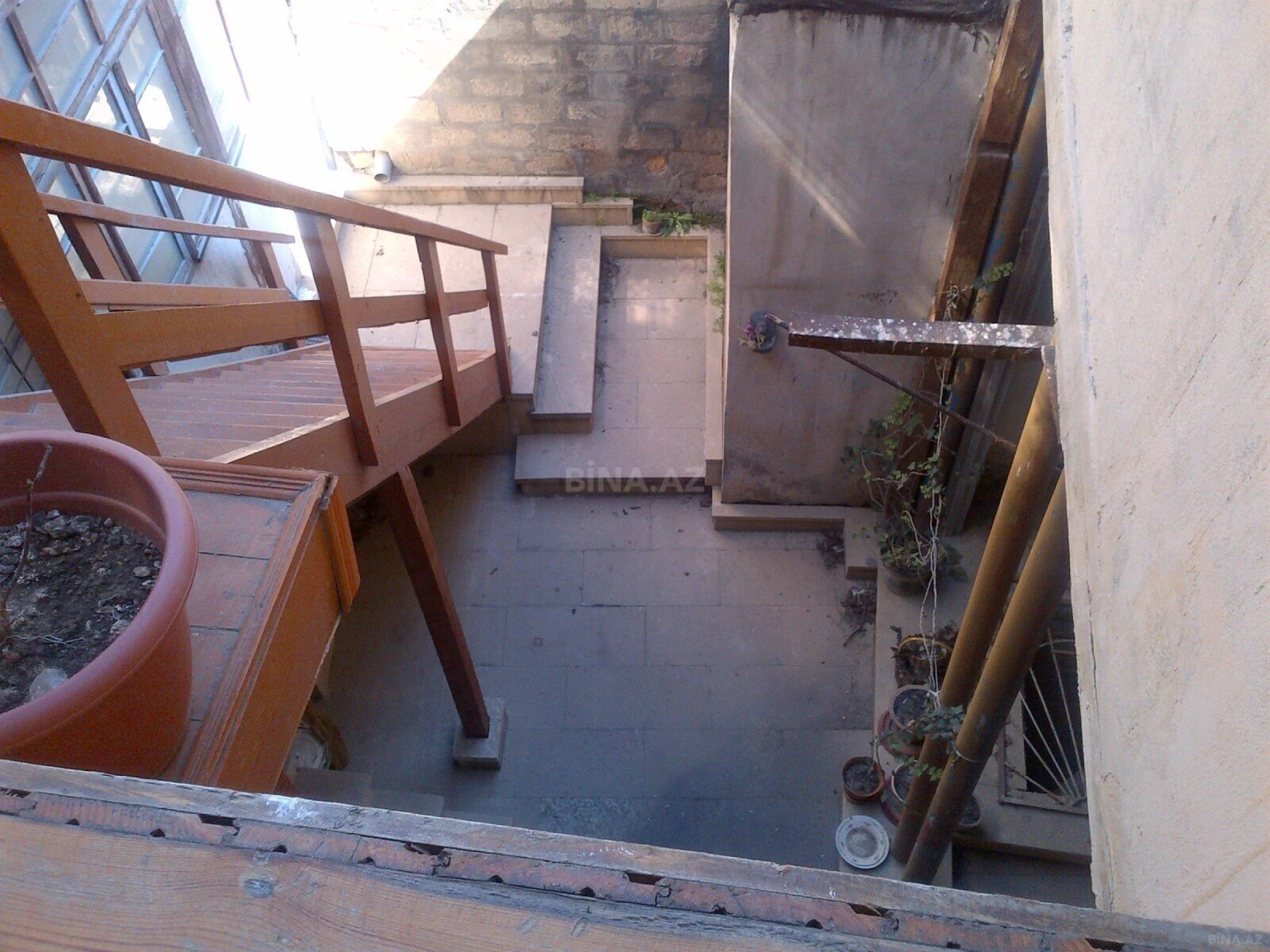 Satılır 2 otaqlı mənzil 74 m²