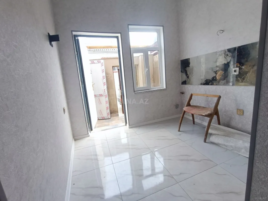 Satılır 2 otaqlı həyət evi 46 m²