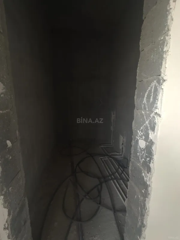 Satılır 6 otaqlı həyət evi 605 m²