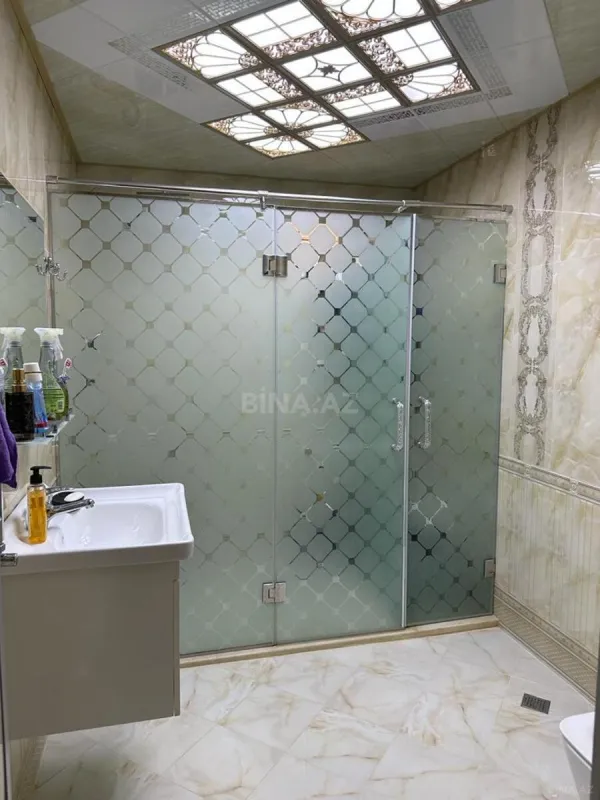 Satılır 5 otaqlı həyət evi 200 m²