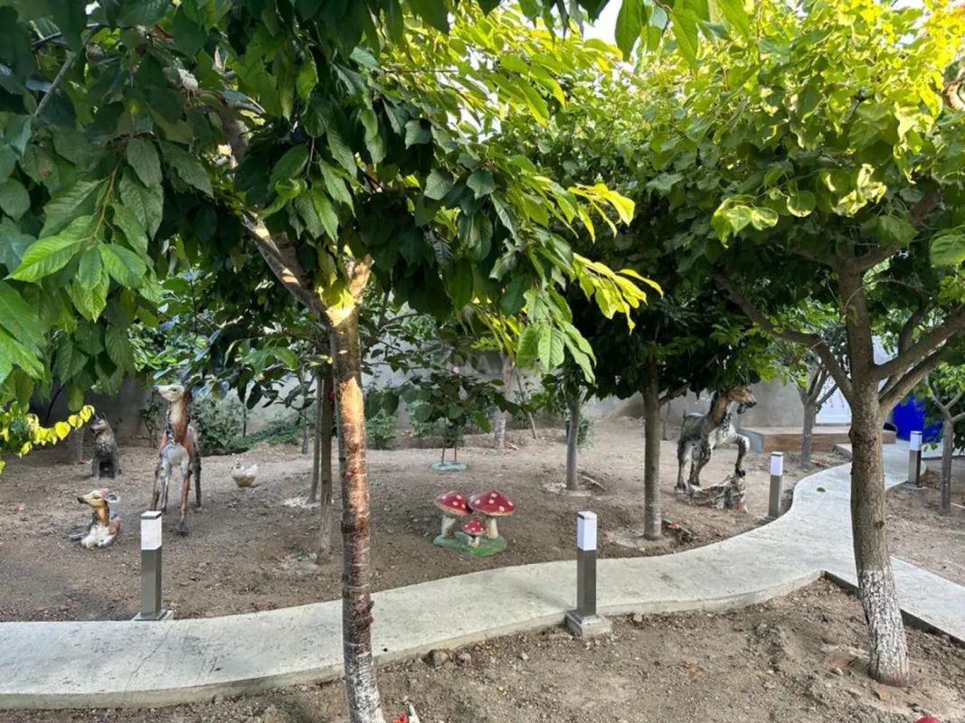 Satılır 5 otaqlı həyət evi 200 m²