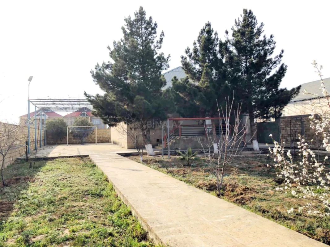 Satılır 3 otaqlı həyət evi 100 m²