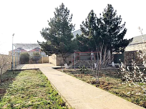 Satılır 3 otaqlı həyət evi 100 m² — Bakı 3 otaq 100.00 m²
