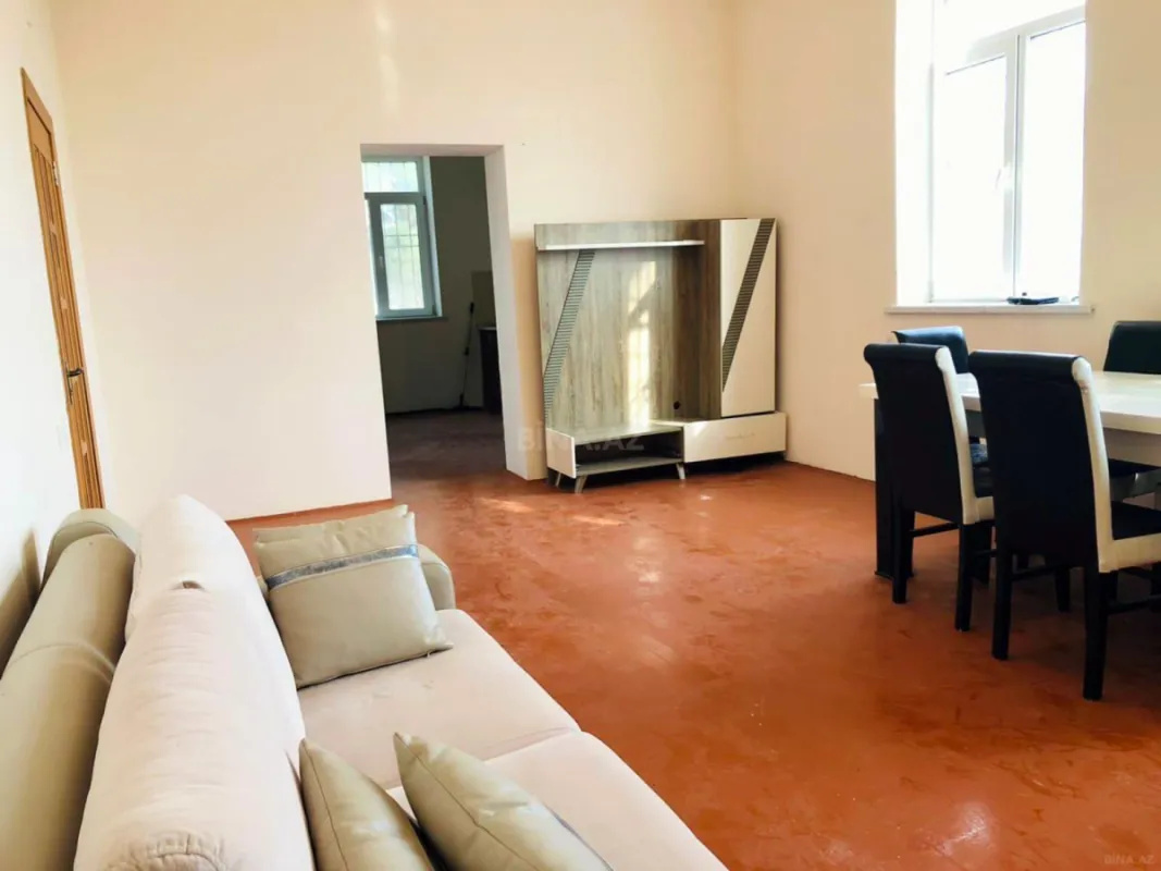Satılır 3 otaqlı həyət evi 100 m²