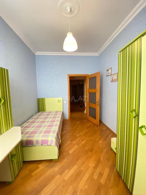 Kirayə verilir 3 otaqlı mənzil 90 m²