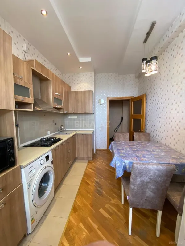 Kirayə verilir 3 otaqlı mənzil 90 m²
