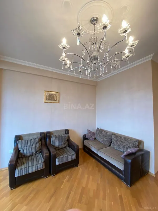 Kirayə verilir 3 otaqlı mənzil 90 m²