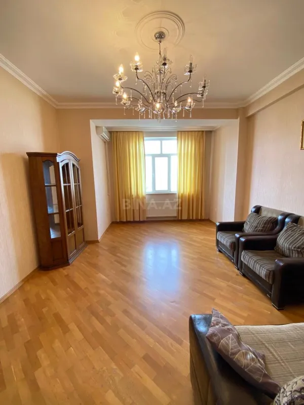 Kirayə verilir 3 otaqlı mənzil 90 m²
