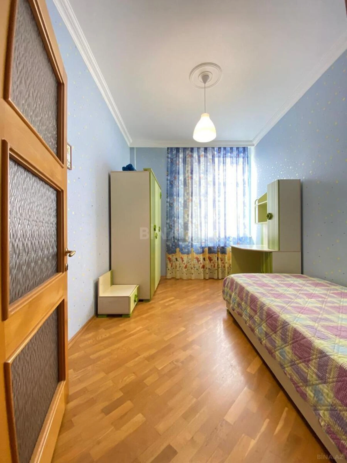 Kirayə verilir 3 otaqlı mənzil 90 m²